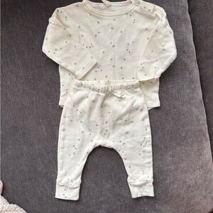 Quincy Mae Cream Star Print Matching Set